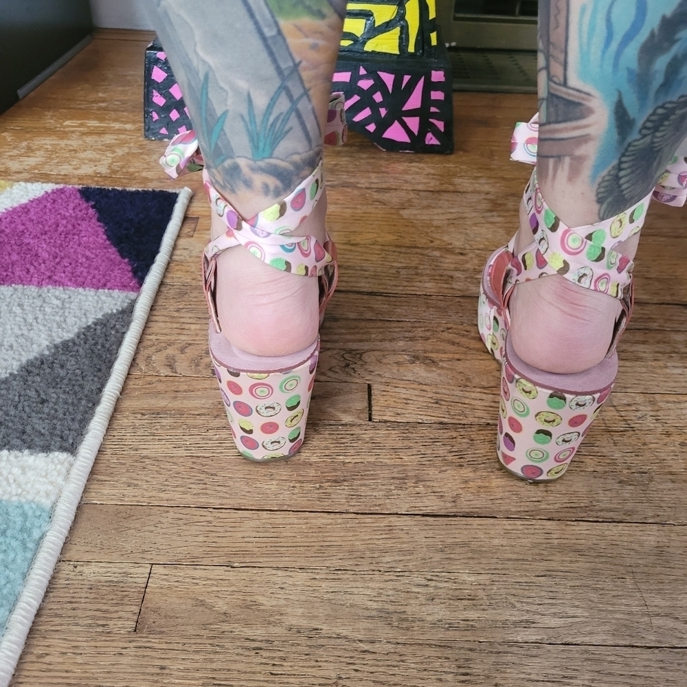 Vintage Fornarina Cupcake Donut Platforms, GUC, Size 35 - Picture 3 of 9